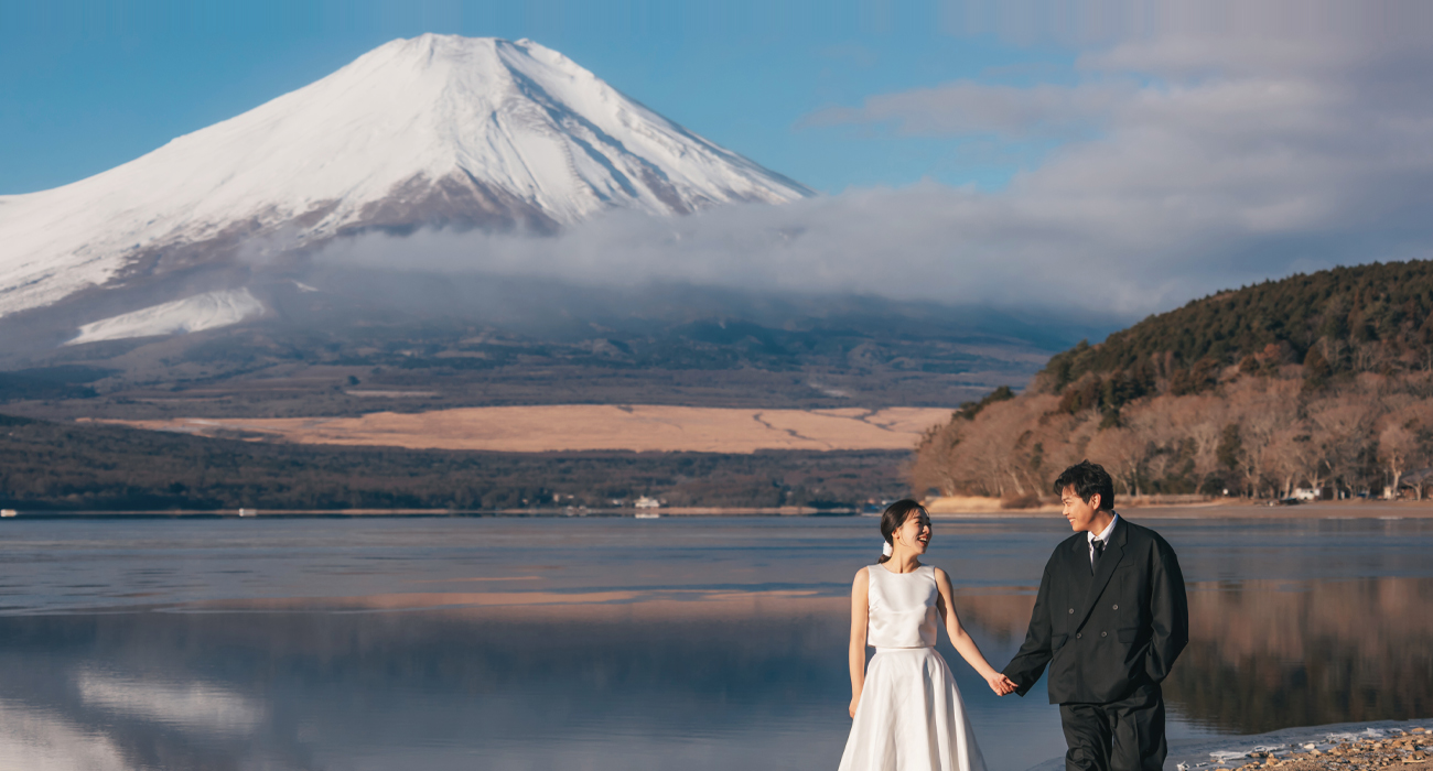 富士山婚紗,海外婚紗,婚紗攝影,富士山旅拍,櫻花婚紗,富士山景點,富士山婚紗拍照,日本婚紗照,河口湖婚紗,富士山婚紗價格,日本旅拍,富士山寫真,富士山楓葉,富士山婚紗景點